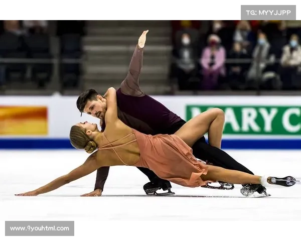 俄罗斯解禁选手混合三米板首秀摘铜展现出非凡的艺术表现力