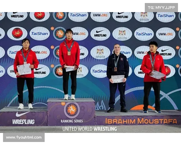 中国女子标枪赛严子怡苏玲丹戴倩倩包揽前三展现绝对统治力 中国女子标枪赛严子怡苏玲丹戴倩倩包揽前三展现绝对统治力